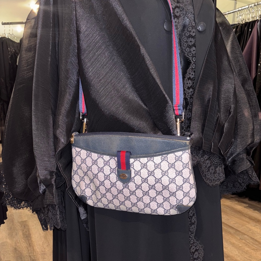 Gucci Women's Elegant Blue and Red Crossbody Bag